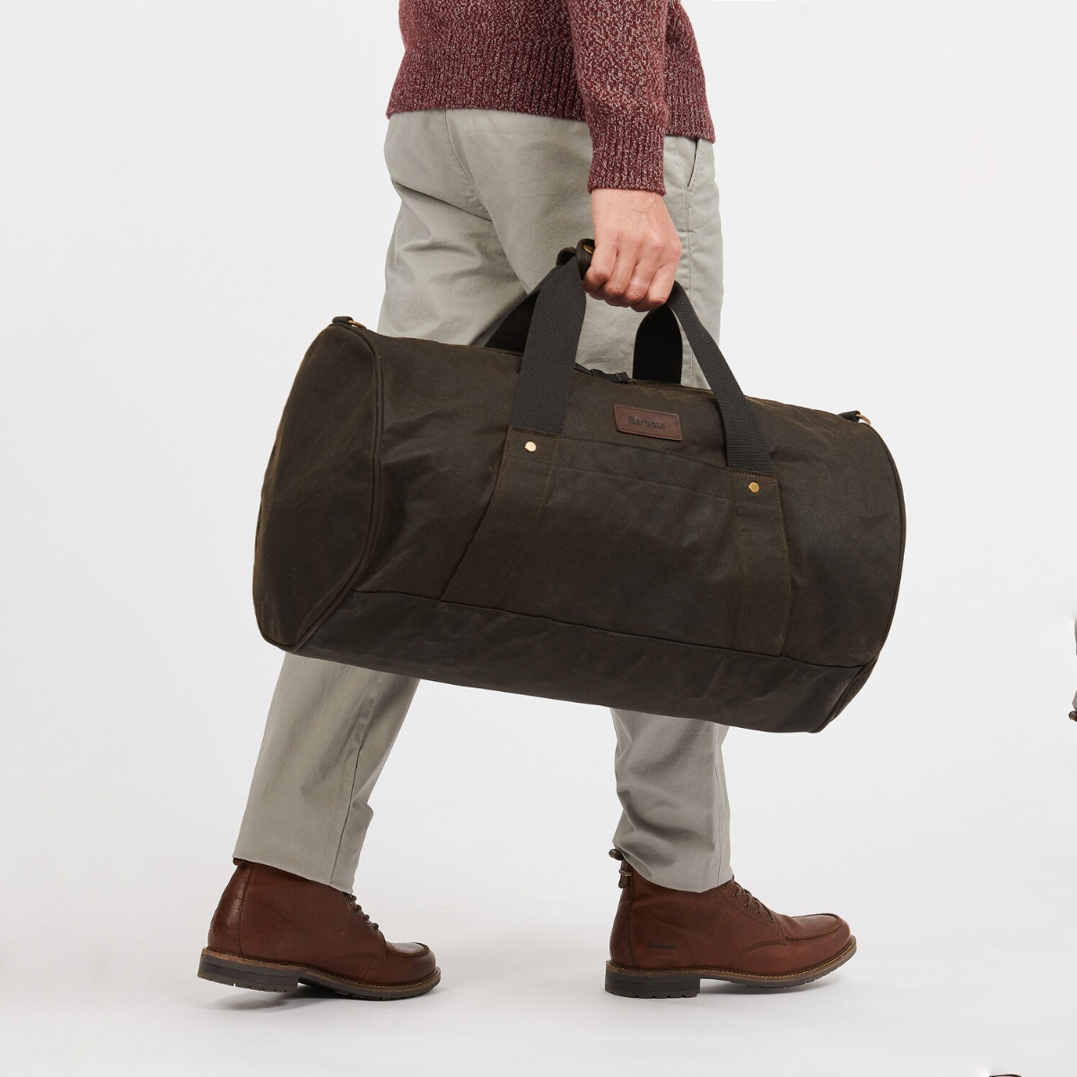 Barbour Explorer Wax Duffle Bag Olive, wasserdichte gewachste Baumwolle mit genügend Platz für einen Wochenendausflug.
