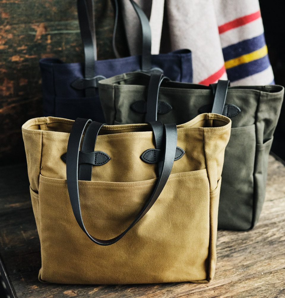 Filson Tote Bag Otter Green, klassischer Shopper für direkt am Körper oder bequem auf der ...