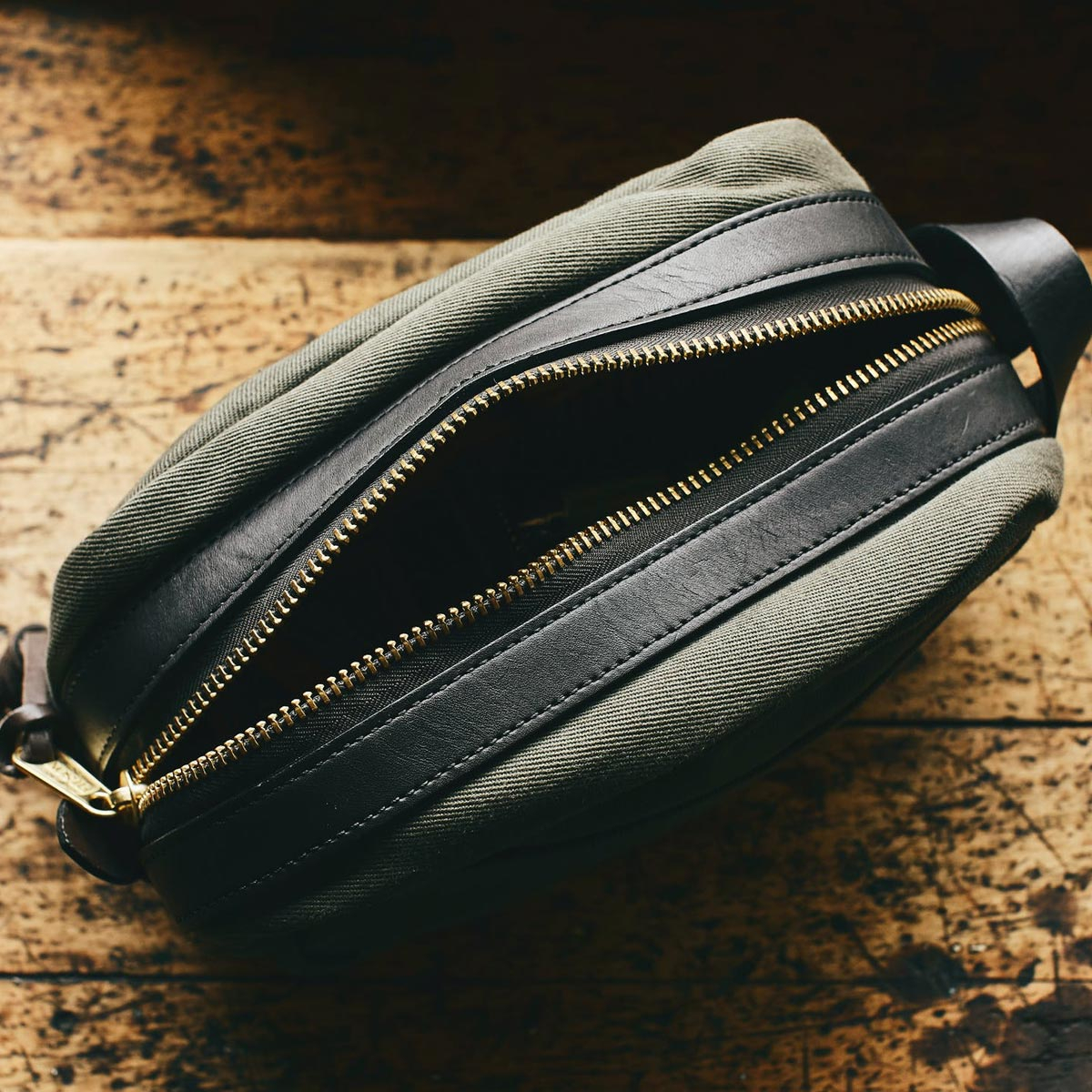 filson travel kit twill