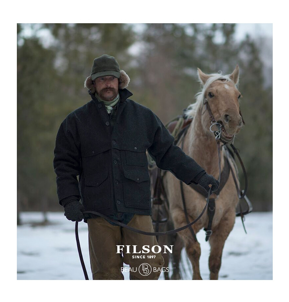Filson Mackinaw Wool Cruiser Jacket Charcoal iconic Cruiser