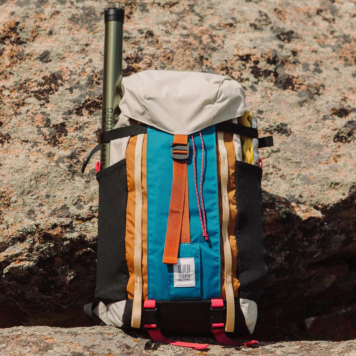 Topo Designs Mountain Pack 16L Burgundy Dark Khaki
