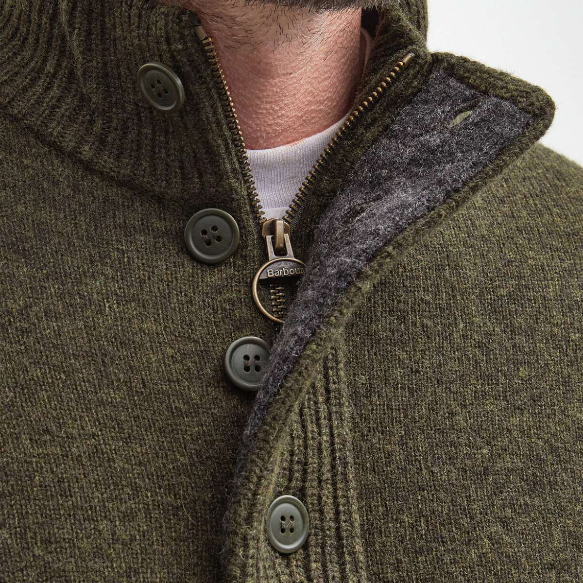Barbour Patch Half Button Lambswool Seaweed, sweater made with premium Lamswool