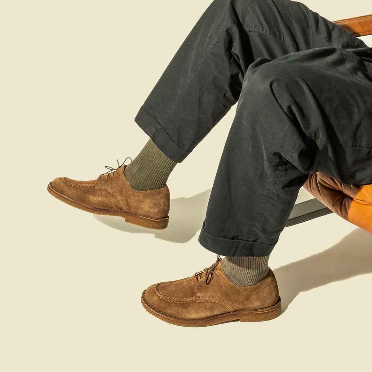 Astorflex Carlflex Boot Dark Khaki, ein zeitloser Klassiker und ein Muss für moderne Schuhliebhaber