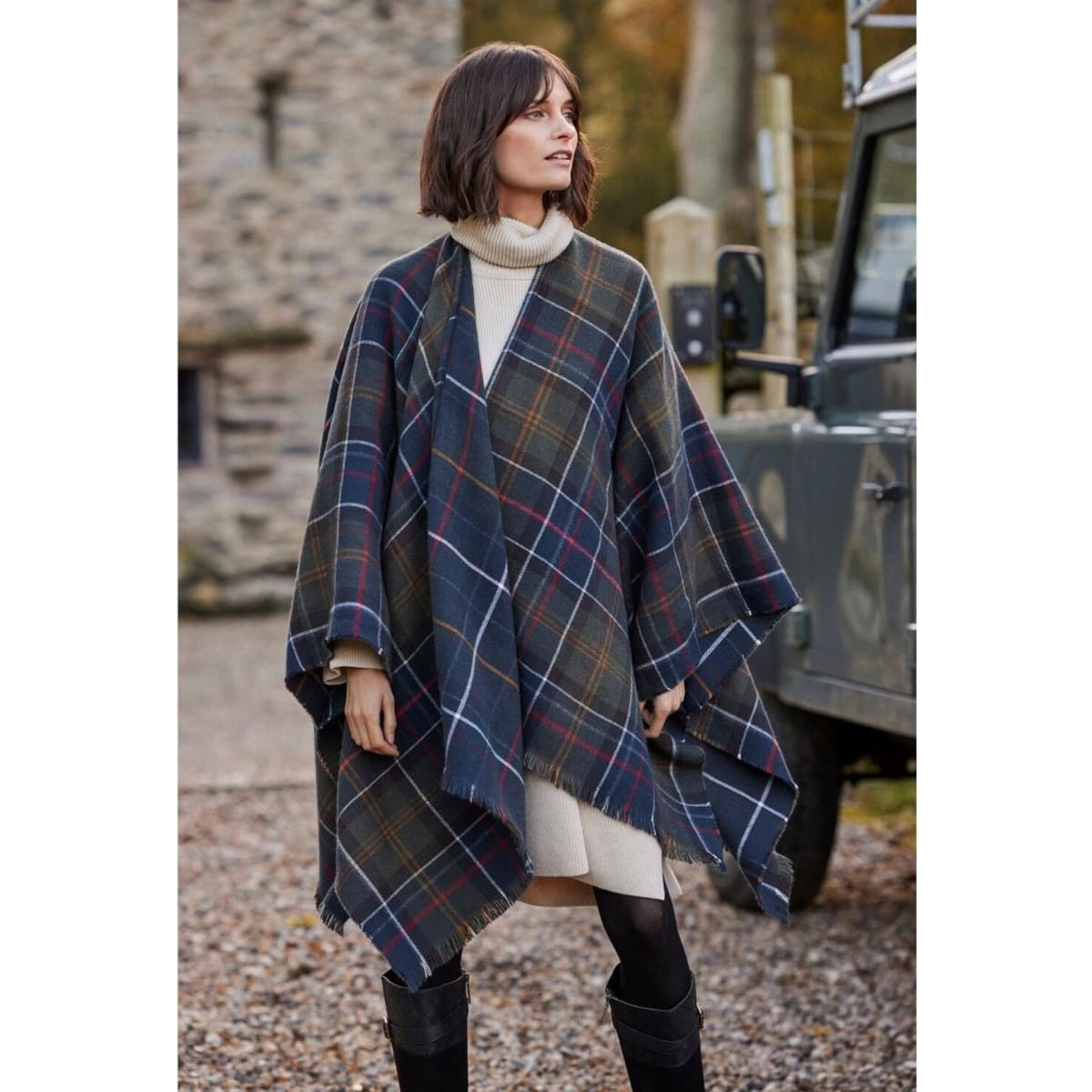 Barbour Montieth Serape Classic ist der perfekte Schal für Frauen, die Stil und Qualität schätzen