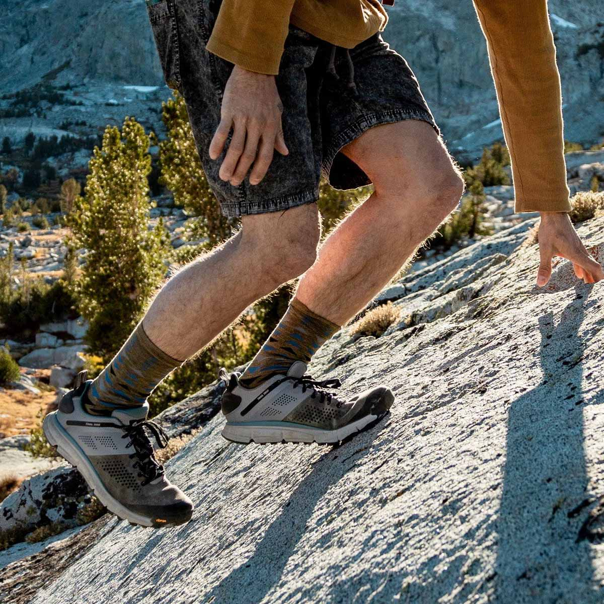 Danner Trail 2650 Mesh, mit Vibram&rsquo;s legendärer Megagrip-Gummimischung für verbesserte Traktion bei jedem Schritt, ob nass oder trocken