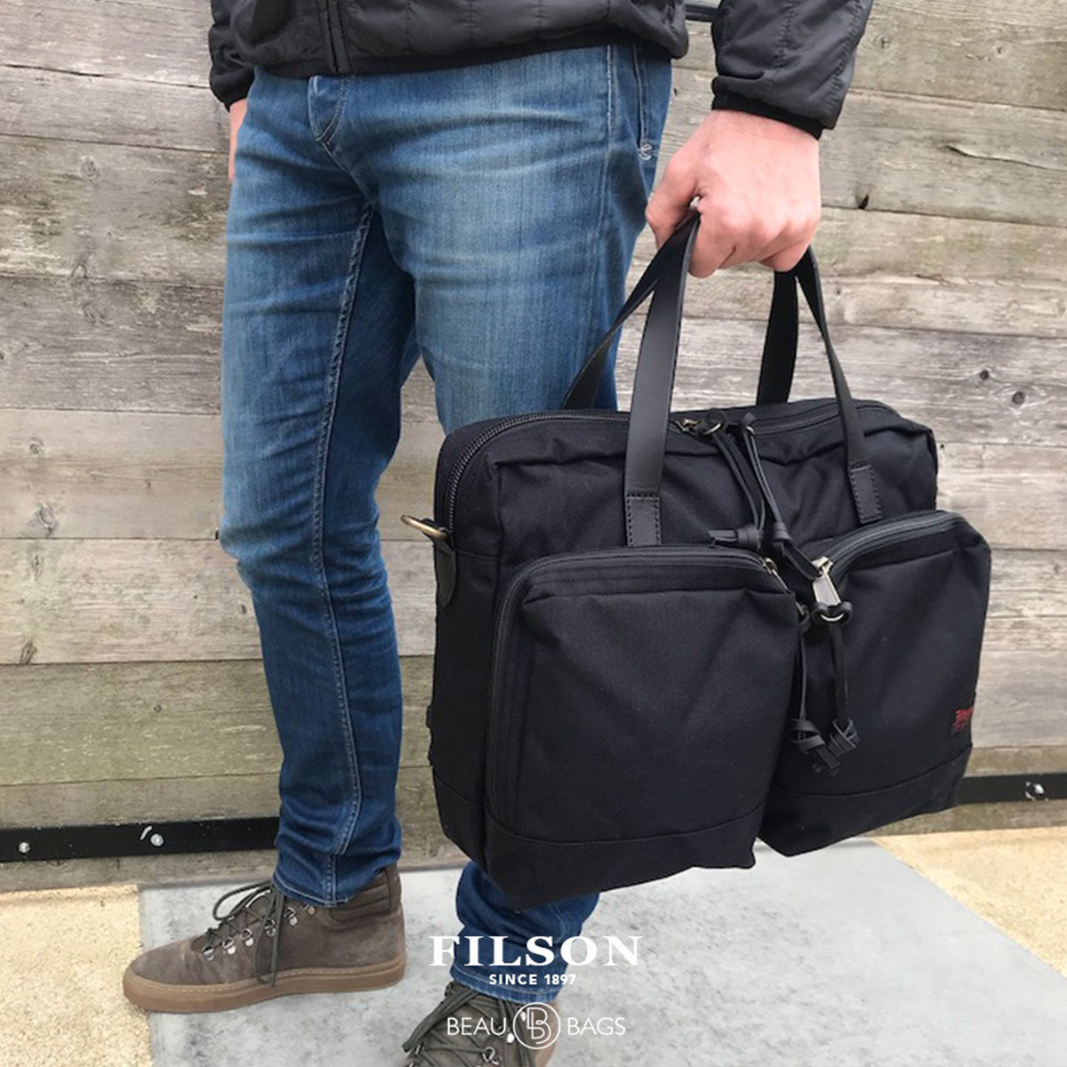 Filson Ballistic Nylon Dryden Briefcase Dark Navy, aus abriebfestem ballistischem Nylon gefertigt, das auch bei starker Belastung hält