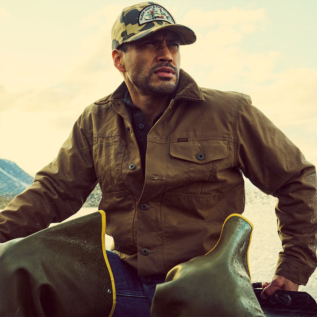 Filson Logger Cap Tan Camo/Hunt Fish, klassische Logger-Cap mit vorgebogenem Schirm zum Schutz vor Regen und Blendung