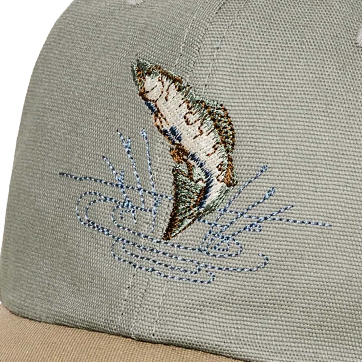 Filson Low-Profile Logger Cap Mist/Leaping Fish, gestickte Motive auf der Vorderseite