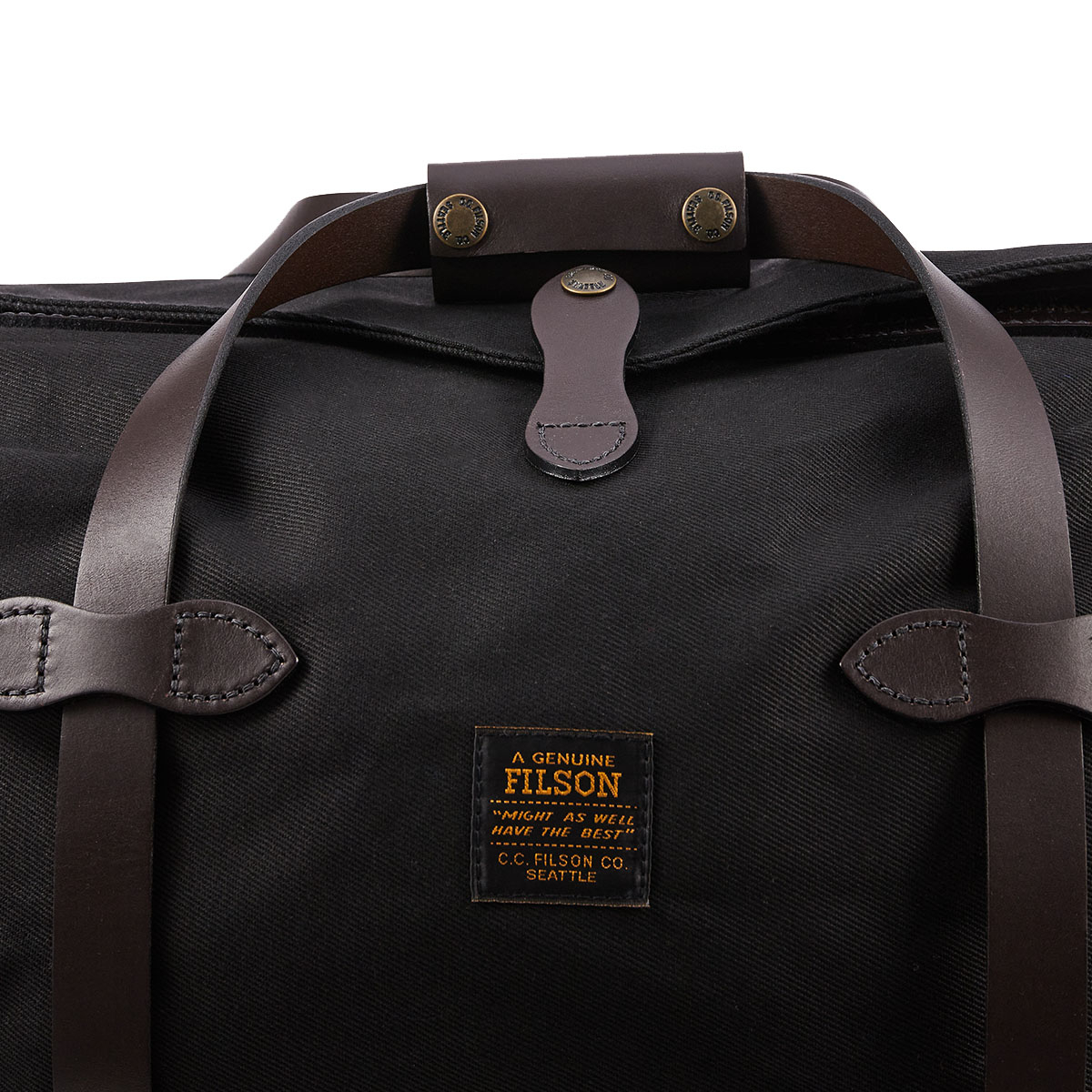 Filson Rugged Twill Duffle Bag Small Black, der perfekte Reisebegleiter für Männer, die gerne Wochenendausflüge machen