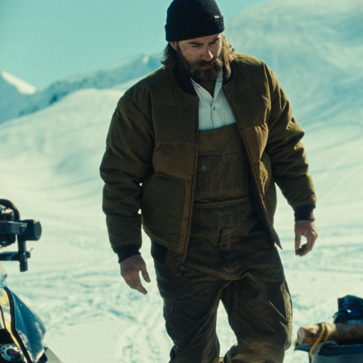 Filson Down Bomber Jacke Dark Tan, wetterfeste Cover-Cloth-Außenhülle mit verantwortungsvoll beschaffter Daunenisolierung