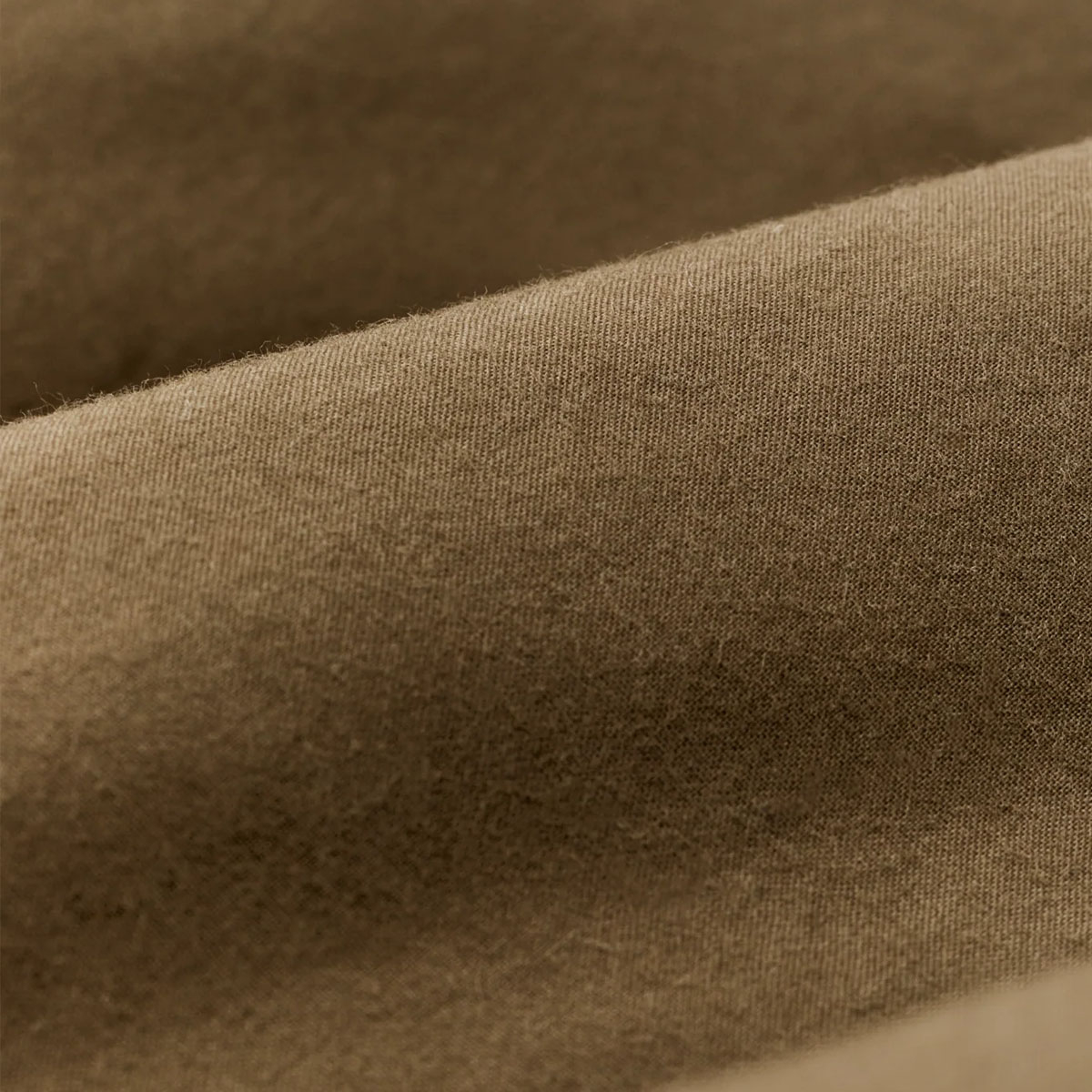 Filson Dry Wax Mile Marker Coat Dark Beige, aus leichter Dry-Wax-Baumwolle gefertigt