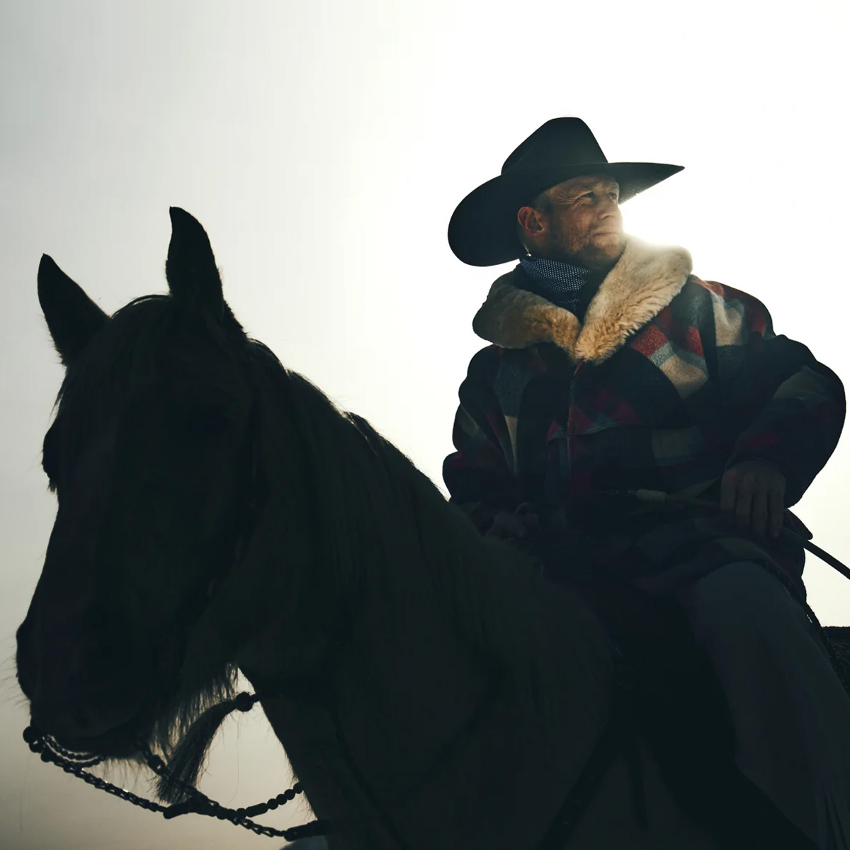 Filson Lined Mackinaw Wool Packer Coat Red/Cream/Blue Plaid, Mantelkragen geschlossen Filson Lined Mackinaw Wool Packer Coat Red/Cream/Blue Plaid, Mantelkragen geschlossen