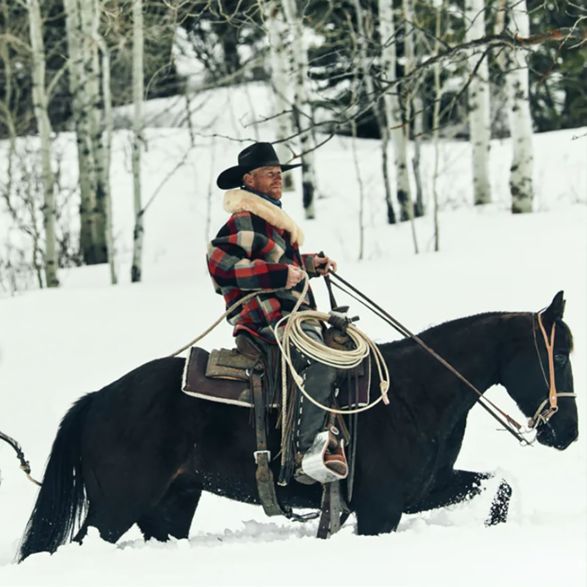 Filson Lined Mackinaw Wool Packer Coat Red/Cream/Blue Plaid, aus Schurwolle für Komfort, natürliche wasserabweisende Eigenschaften und isolierende Wärme bei allen Wetterbedingungen Filson Lined Mackinaw Wool Packer Coat Red/Cream/Blue Plaid, aus Schurwolle für Komfort, natürliche wasserabweisende Eigenschaften und isolierende Wärme bei allen Wetterbedingungen