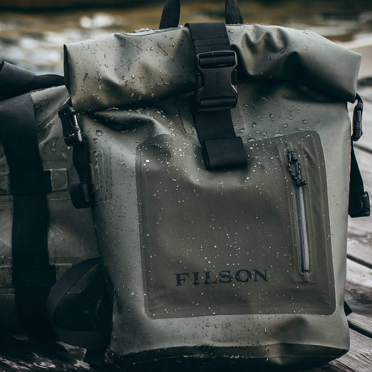 Filson Dry Backpack, wasserdichter Rucksack, der Ihre Ausrüstung bei allen Wetterbedingungen trocken hält