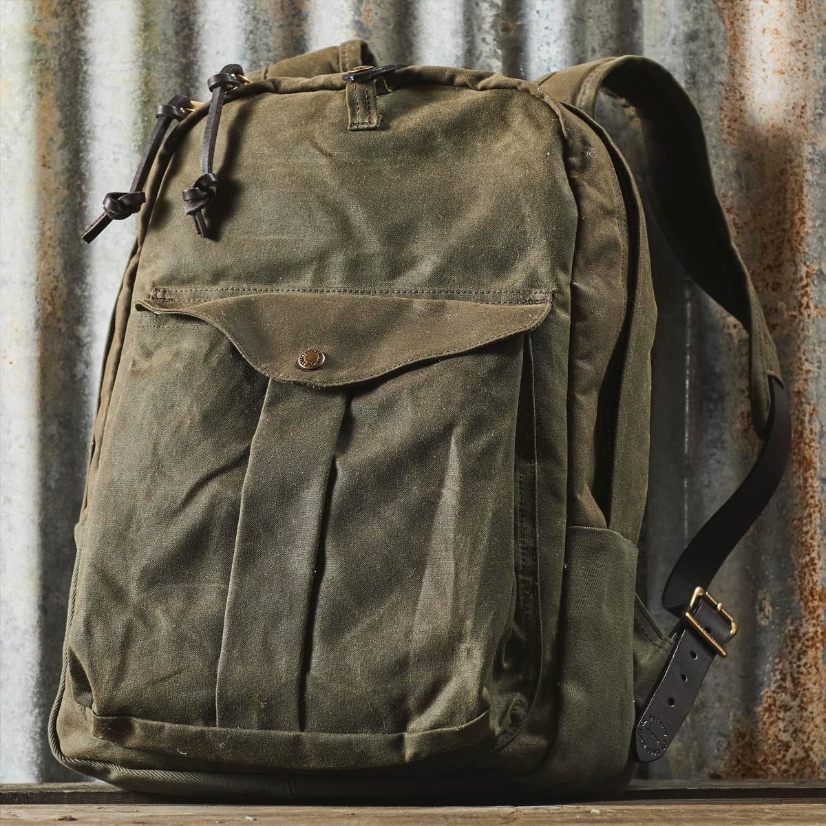 Filson Journeyman Backpack 20231638 Otter Green, für schwere Lasten mit wasserabweisender, abriebfester Leistung