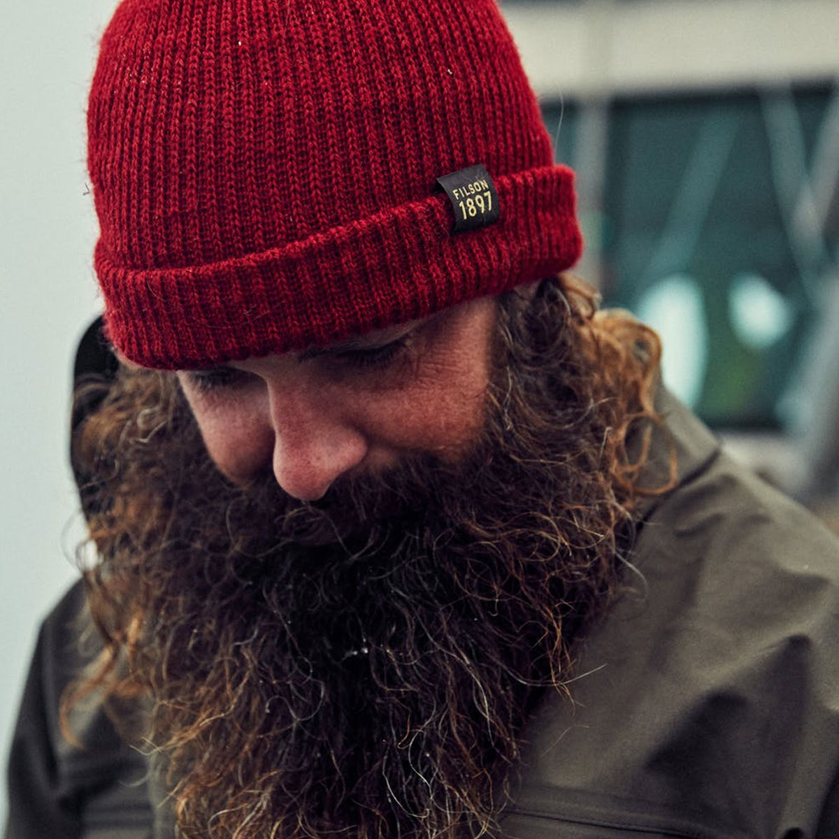 Filson Watch Cap Red, lifestyle