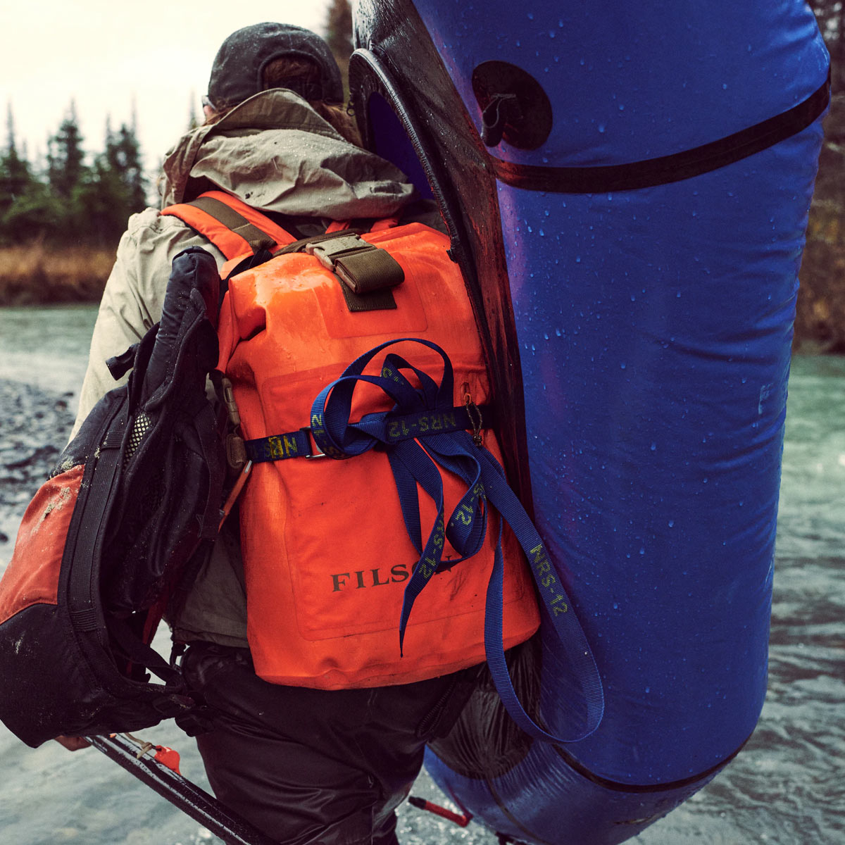 Filson Dry Backpack Flame, wasserdichter Rucksack, der Ihre Ausrüstung bei allen Wetterbedingungen trocken hält