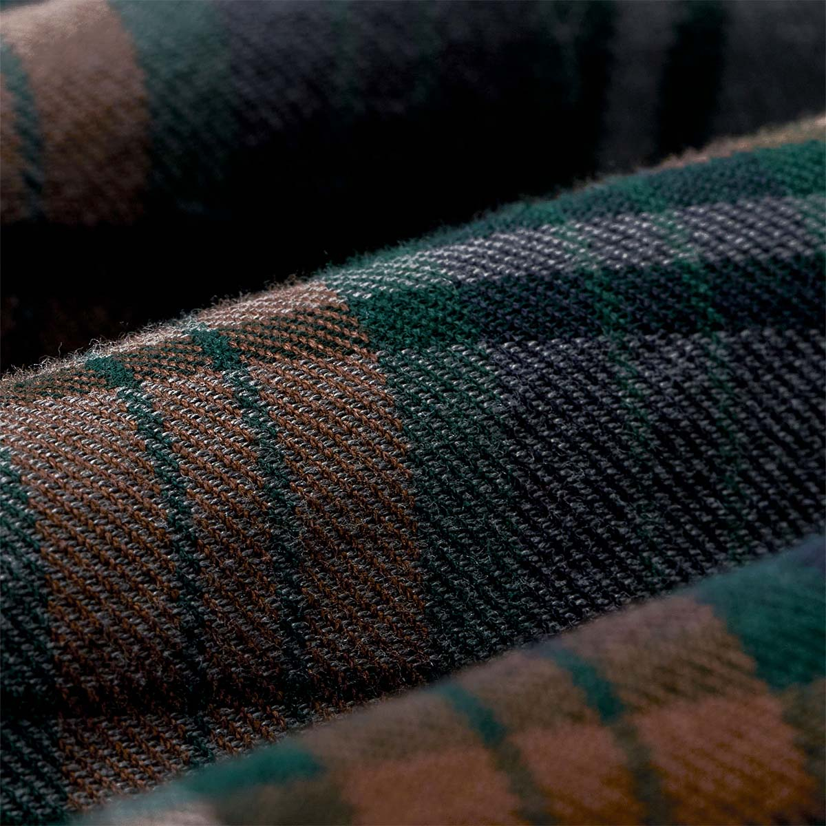 Filson Lightweight Alaskan Guide Shirt Gray/Navy/Multi Plaid, made from 5-oz. soft cotton twill Filson Lightweight Alaskan Guide Shirt Gray/Navy/Multi Plaid, made from 5-oz. soft cotton twill