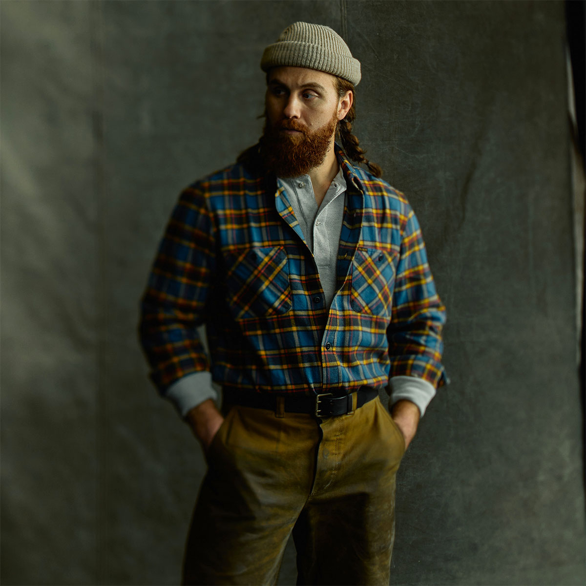 Filson The Rangeland Flannel Shirt Blue/Yellow/Multi Plaid, ein neues, mittelschweres Hemd aus ultraweichem Baumwollflanell