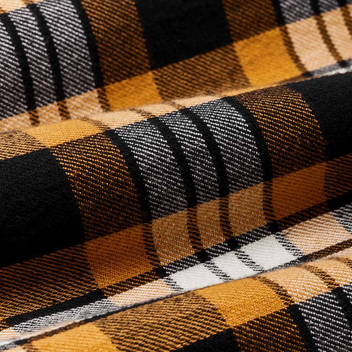 Filson The Rangeland Flannel Shirt Yellow/Faded Black Plaid, hergestellt aus ultraweichem 5,5 oz. Baumwollflanell – angenehm auf der Haut