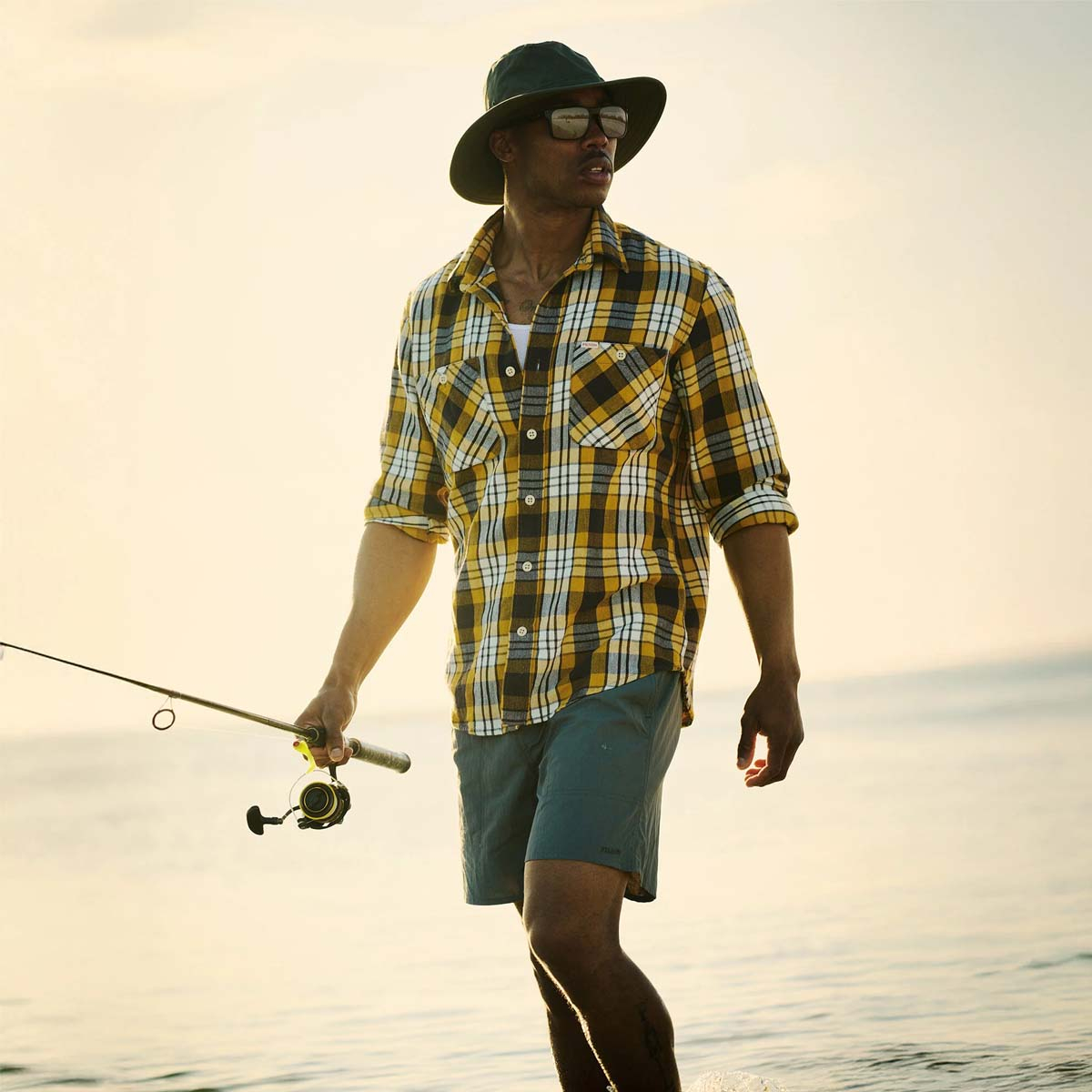 Filson The Rangeland Flannel Shirt Yellow/Faded Black Plaid, ein neues, mittelschweres Hemd aus ultraweichem Baumwollflanell