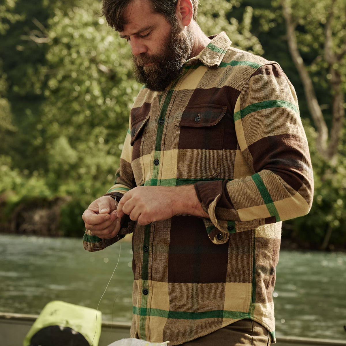 Filson Vintage Flannel Work Shirt Tan Green Coffee, preparing for flyfishing