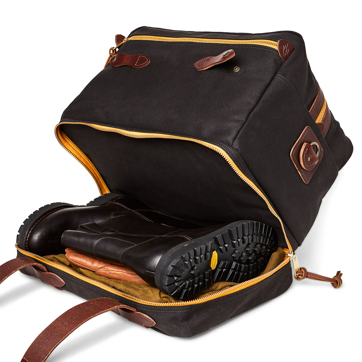 Filson Traveller Outfitter Bag Stapleton Cinder mit Reißverschluss-Bodenfach und Reißverschlusstaschen über die gesamte Breite
