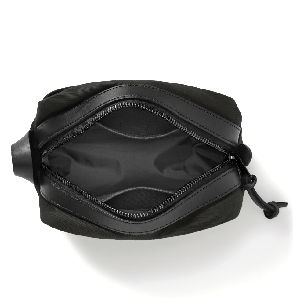 Filson Travel Kit Faded Black, die ultimative Kulturtasche für jede Reise, die Sie unternehmen