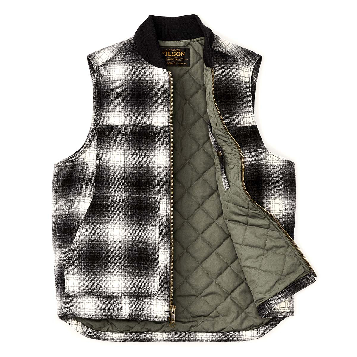 Filson Spokane Insulated Work Vest Charcoal Ombre, getragen von vorn