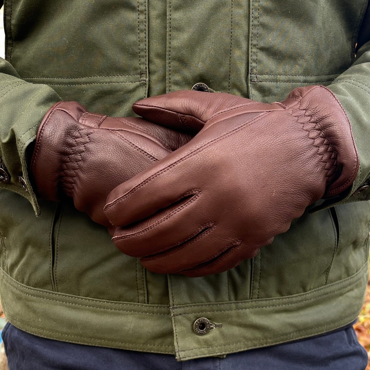 Hestra Burensvik Braune Handschuhe sind warme und stylische Winterhandschuhe f&uuml;r Herren, gefertigt aus geschmeidigem, langlebigem Hirschleder