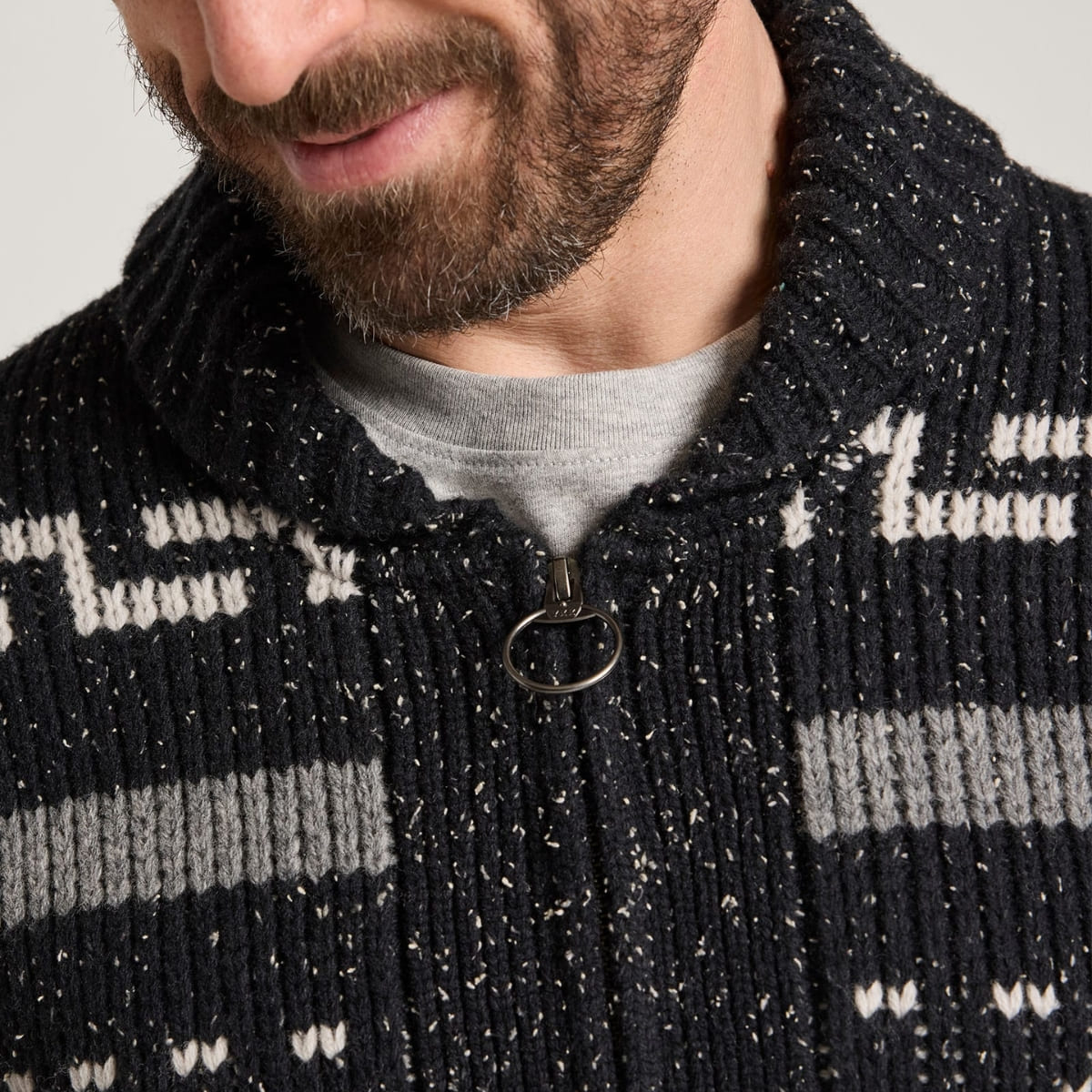 Pendleton The Original Westerley Cardigan Black/Donegal, made of 100% lambswool Pendleton The Original Westerley Cardigan Black/Donegal, made of 100% lambswool