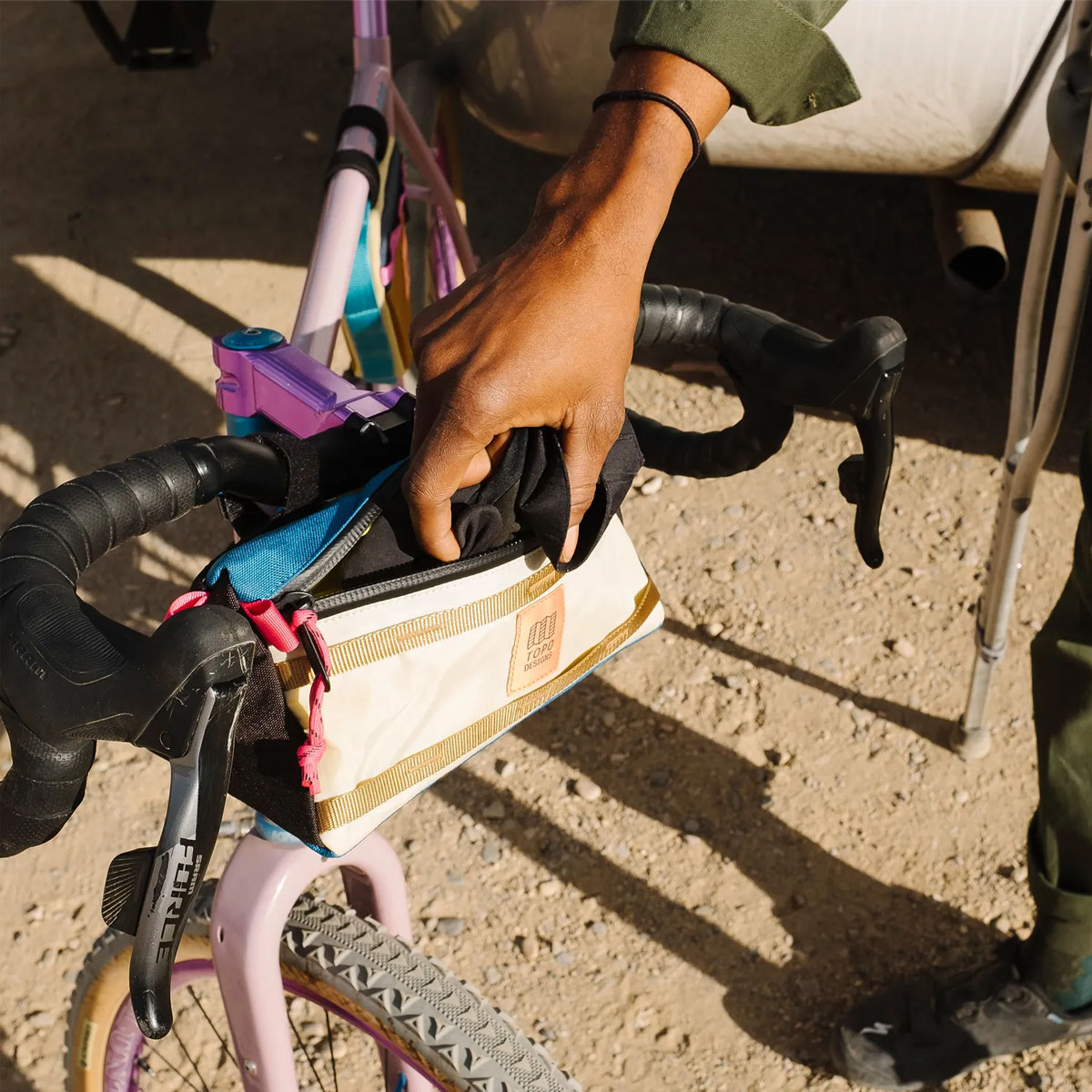 Topo Designs Bike Bag, Verstauen Sie alles von Werkzeug und Schläuchen bis hin zu einer zusätzlichen Schicht oder wichtigen Snacks