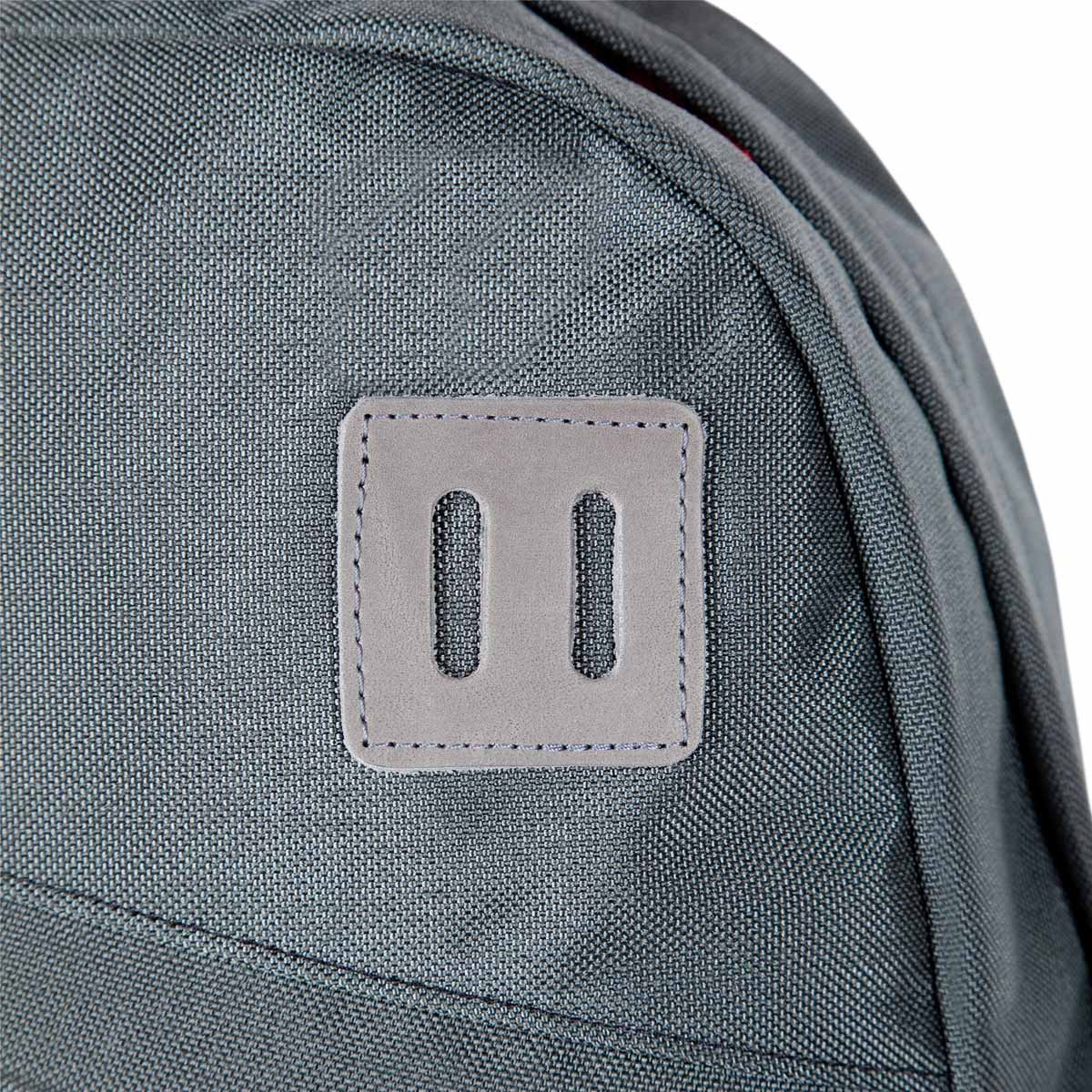Topo Designs Daypack Navy/Brown Leather, idealer Reisebegleiter, Arbeitskollege oder Packesel