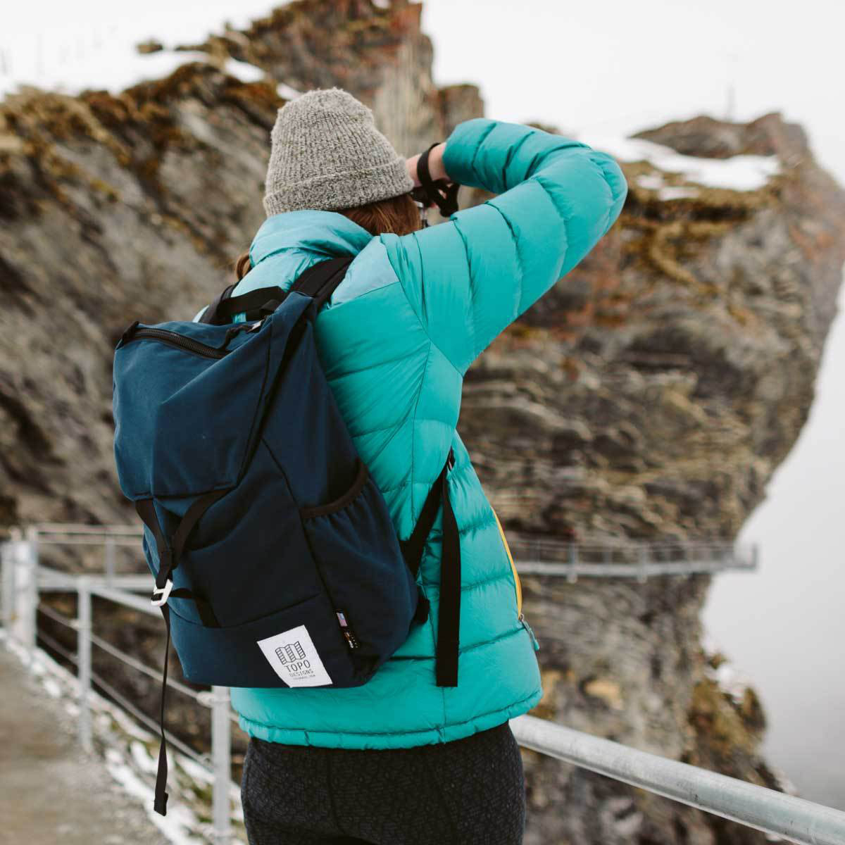 Topo Designs Y-Pack Navy, Rucksack der Sie in der großen Natur und der lebendigen Stadt nicht enttäuschen wird