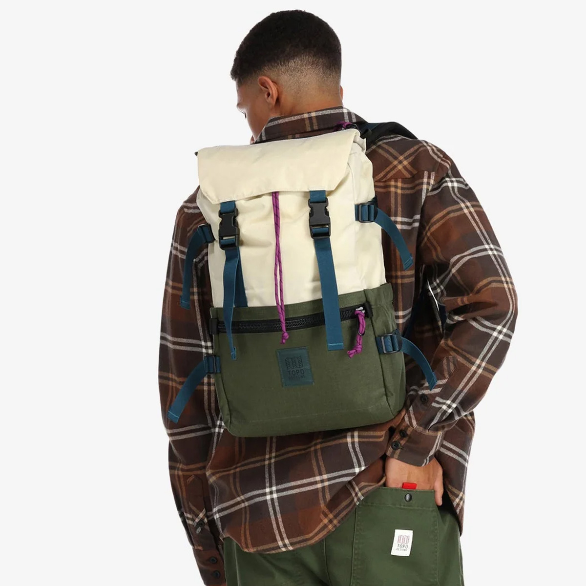 Topo Designs Rover Pack Classic Bone White/Olive, der ideale Rucksack für den täglichen Gebrauch