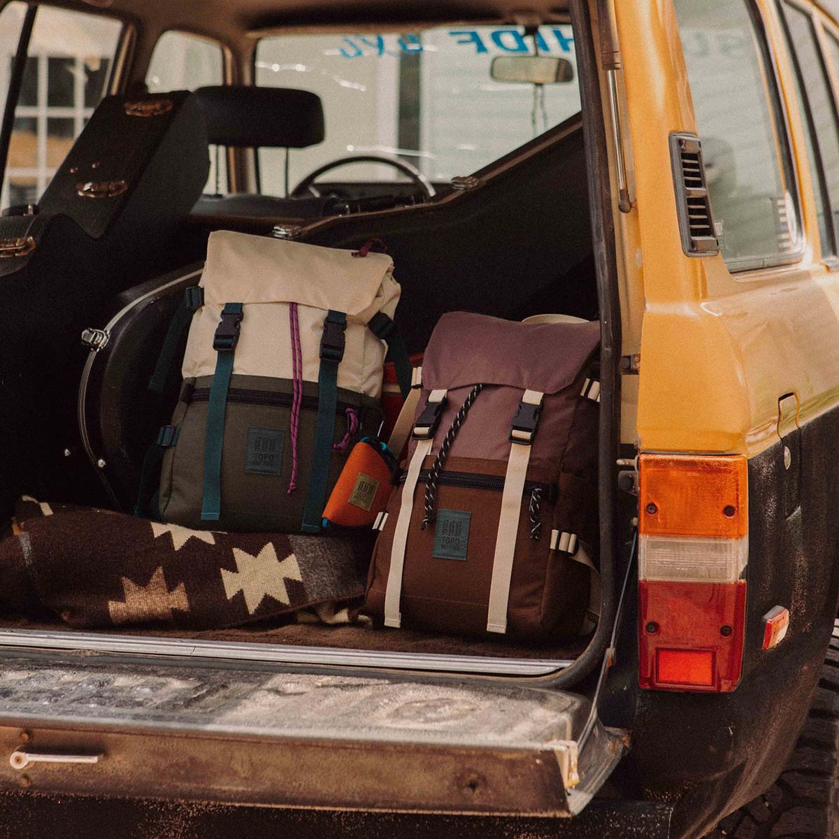 Topo Designs Rover Pack Classic Peppercorn/Cocoa, der ideale Rucksack für den täglichen Gebrauch