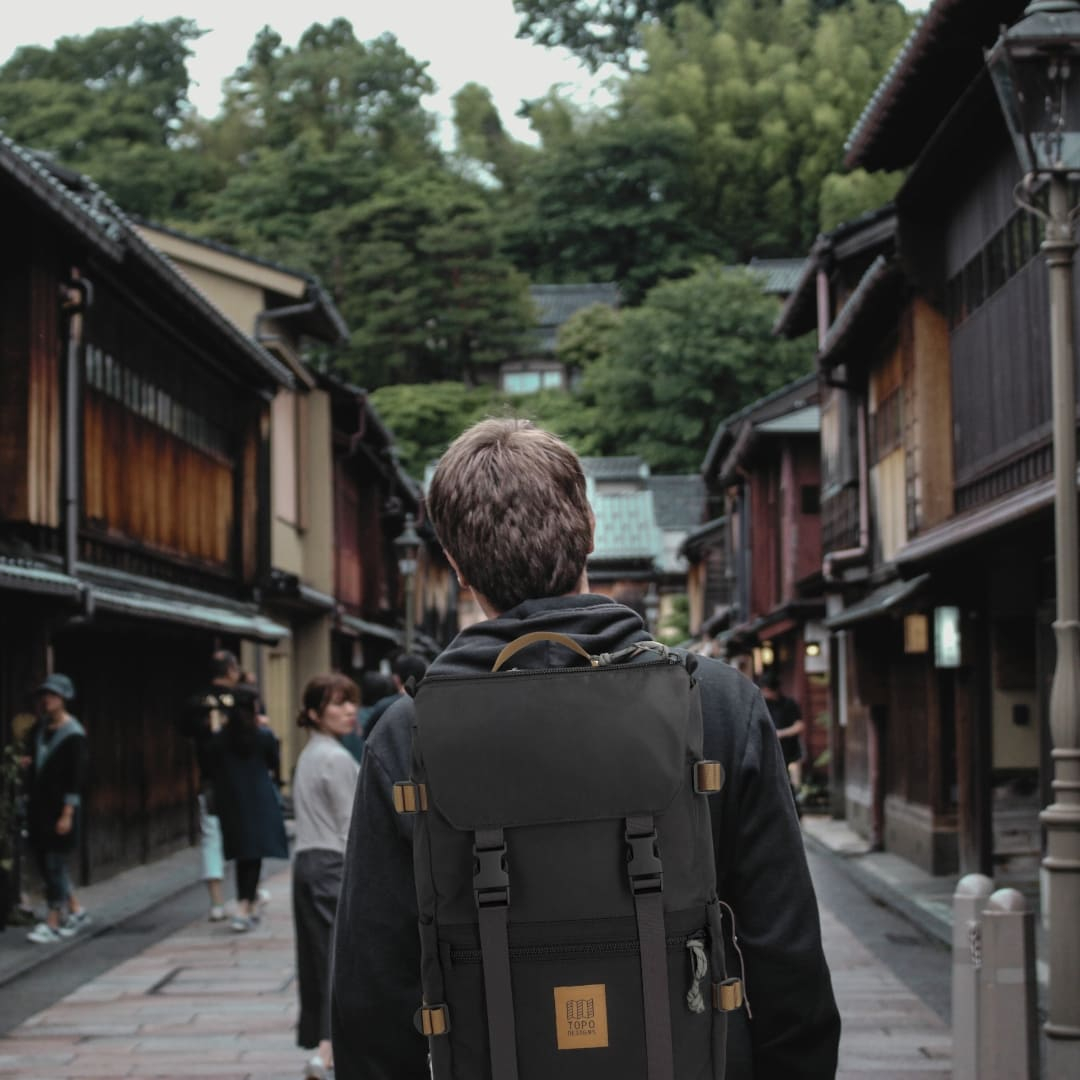Topo Designs Rover Pack Classic Black/Neutral, zeitloser Rucksack mit großartigen Funktionen